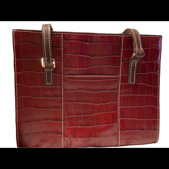 Vintage Dooney and Bourke Bayou Red crocodile shoulder bag - Picture 8 of 9
